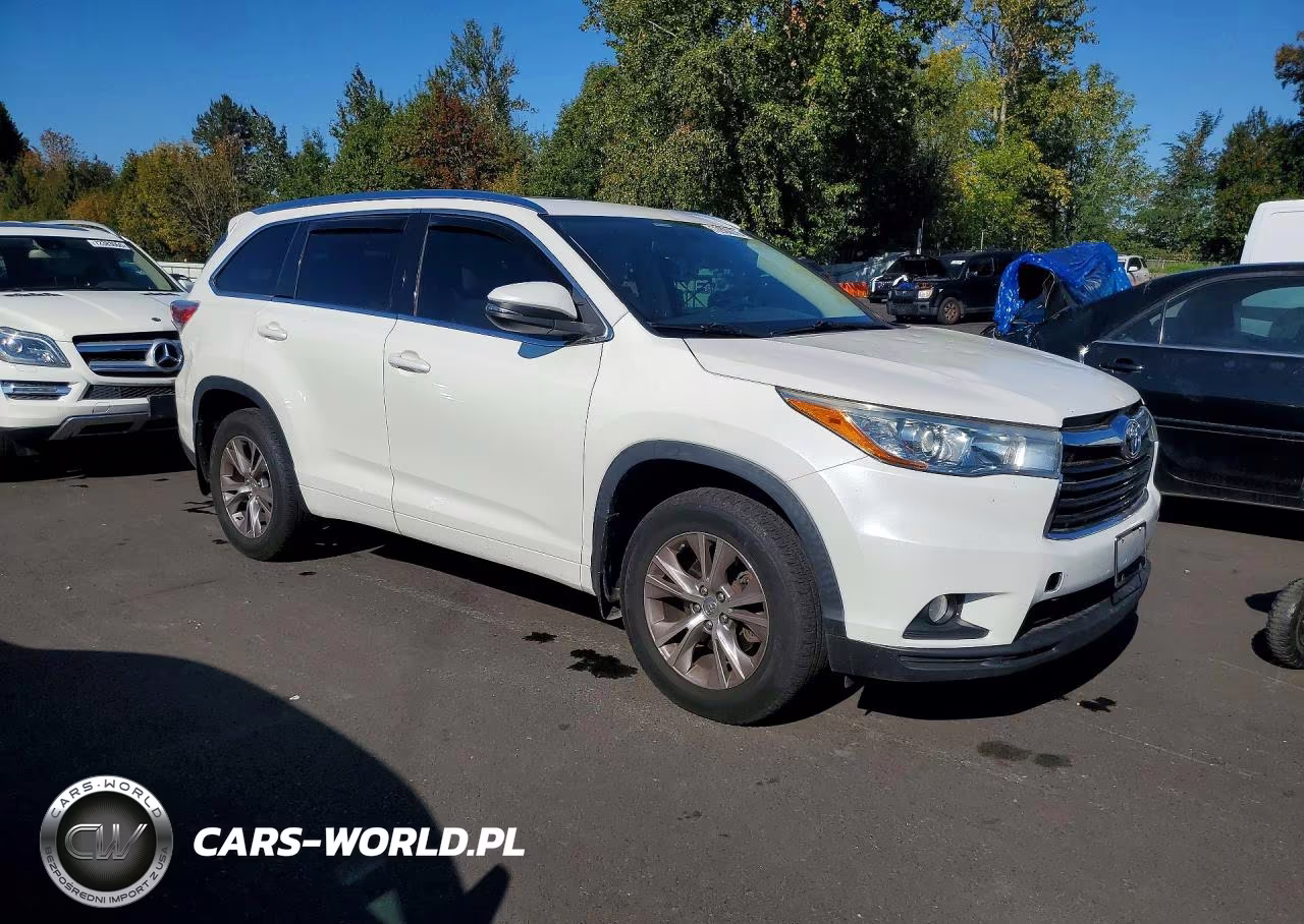 2015 Toyota Highlander Xle VIN:5TDJKRFH1FS098848 - 4
