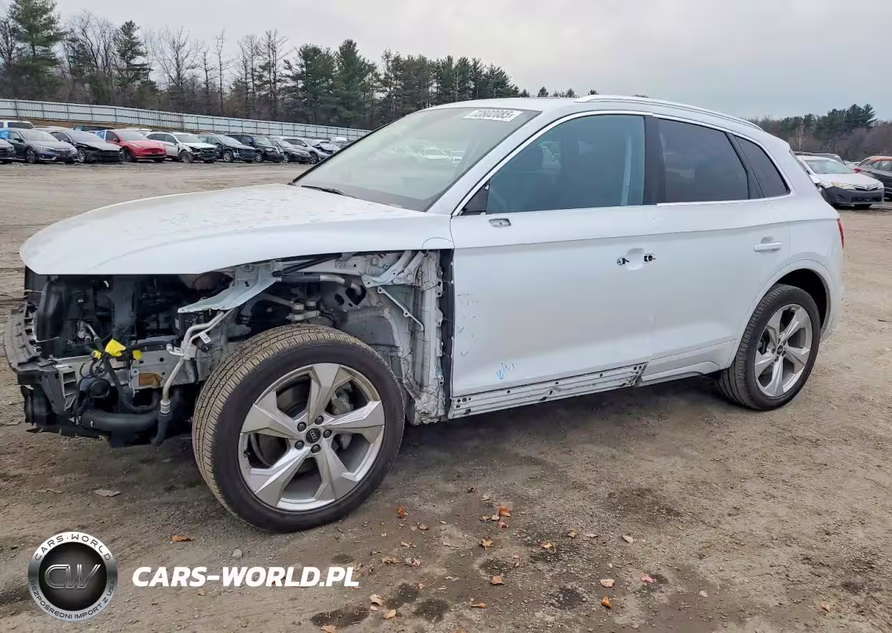 2022 Audi Q5 Premium Plus 45