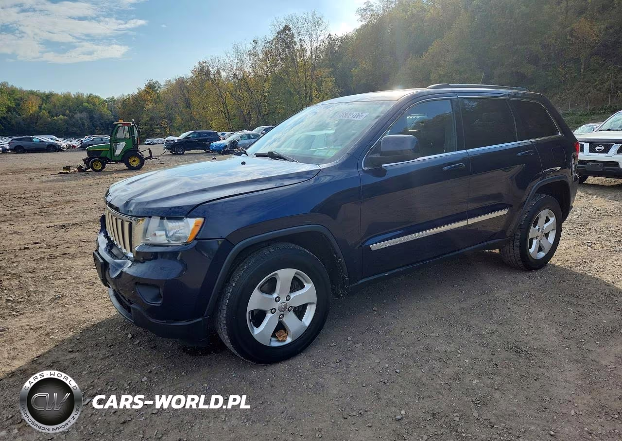 2013 Jeep Grand Cherokee Laredo – zdjęcie 1 z 13