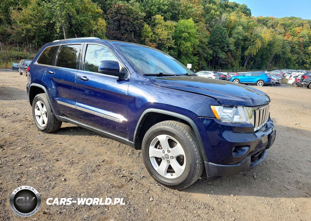 2013 Jeep Grand Cherokee Laredo VIN:1C4RJFAG9DC501623 - 4