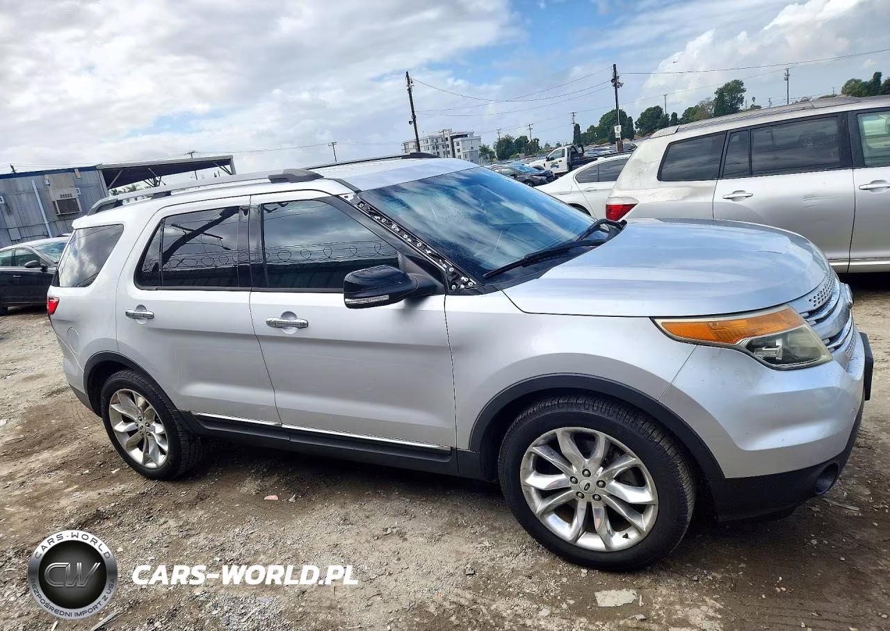2014 Ford Explorer Xlt VIN:1FM5K7D86EGC05258 - 4