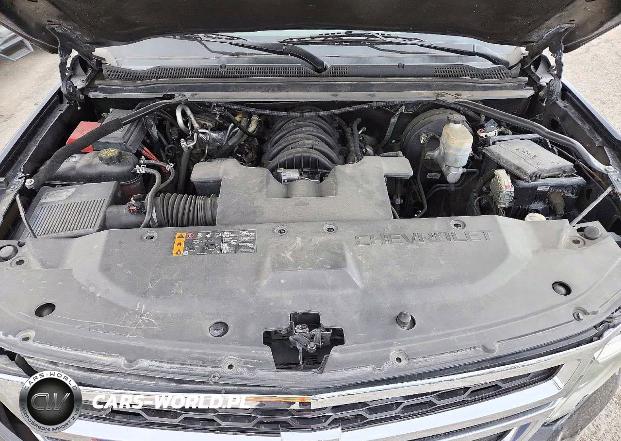2019 Chevrolet Suburban C1500 Lt VIN:1GNSCHKC5KR171225 - 12