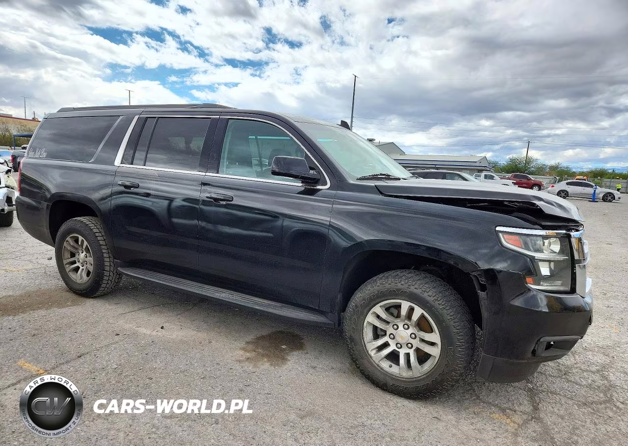 2019 Chevrolet Suburban C1500 Lt VIN:1GNSCHKC5KR171225 - 4