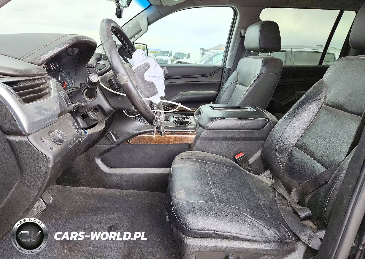 2019 Chevrolet Suburban C1500 Lt VIN:1GNSCHKC5KR171225 - 7
