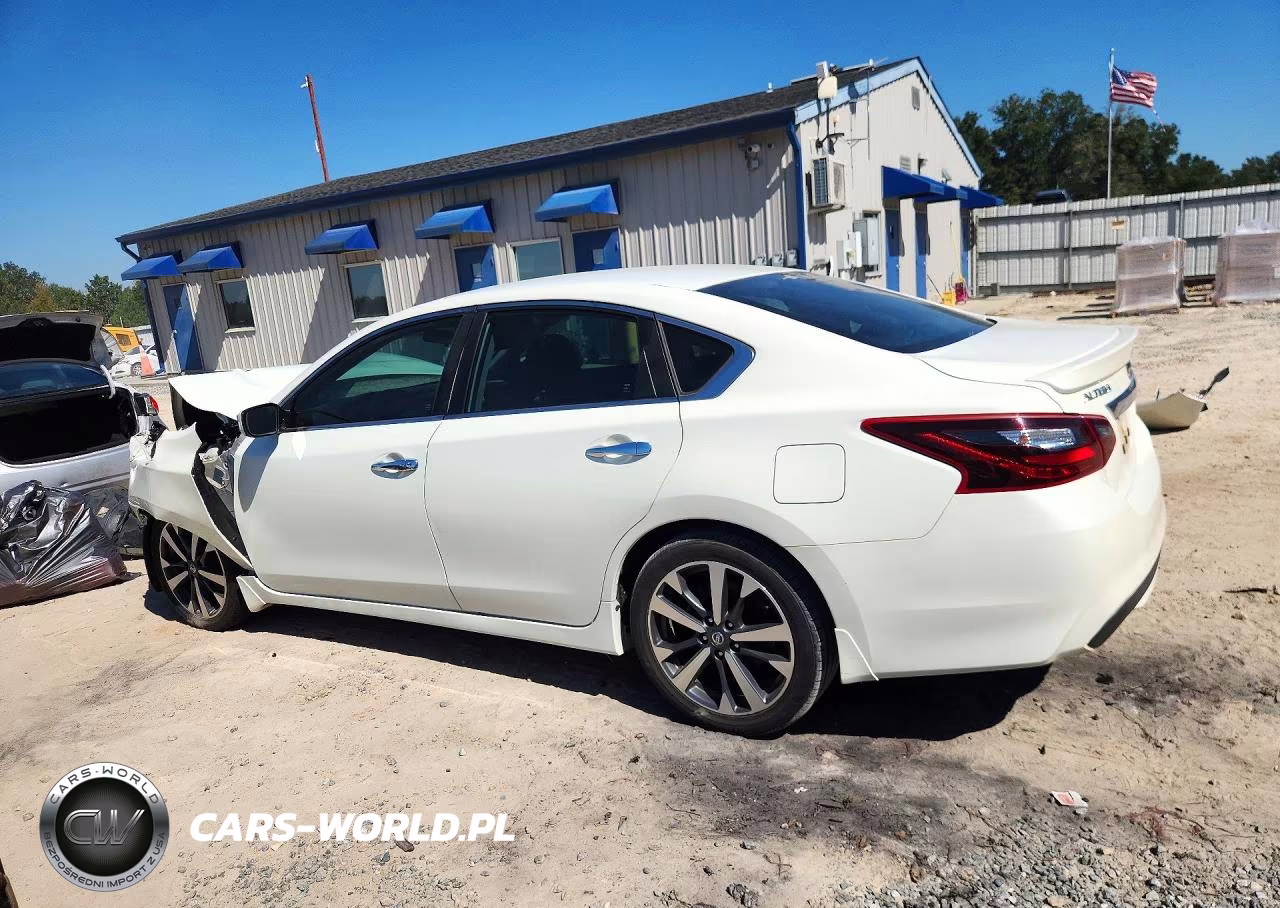 2017 Nissan Altima 2.5 Sr VIN:1N4AL3AP8HC136241 - 2