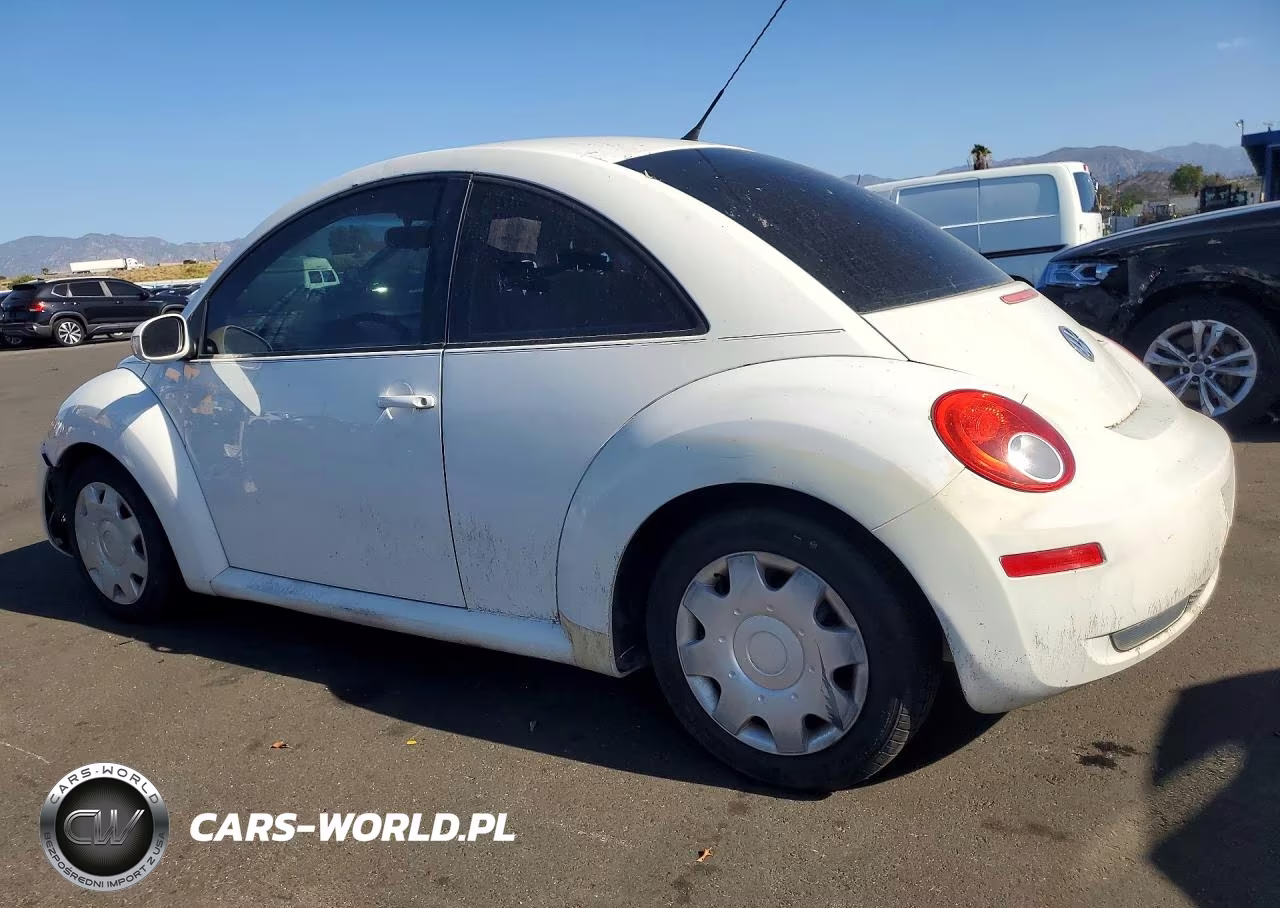 2010 Volkswagen New Beetle VIN:3VWPG3AG1AM011558 - 2