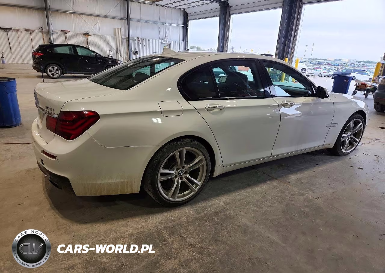 2013 BMW 750 Xi VIN:WBAYB6C55DD223721 - 3