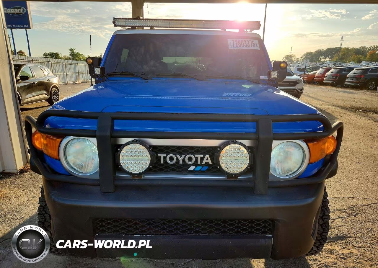 2007 Toyota Fj Cruiser Base VIN:JTEBU11F770007216 - 5