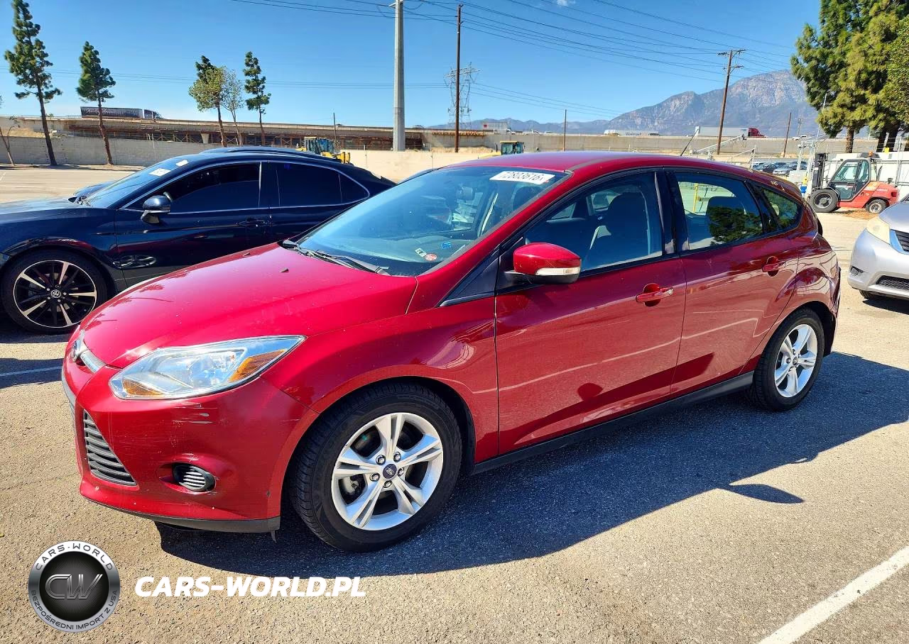 2014 Ford Focus Se VIN:1FADP3K25EL185476 - 1