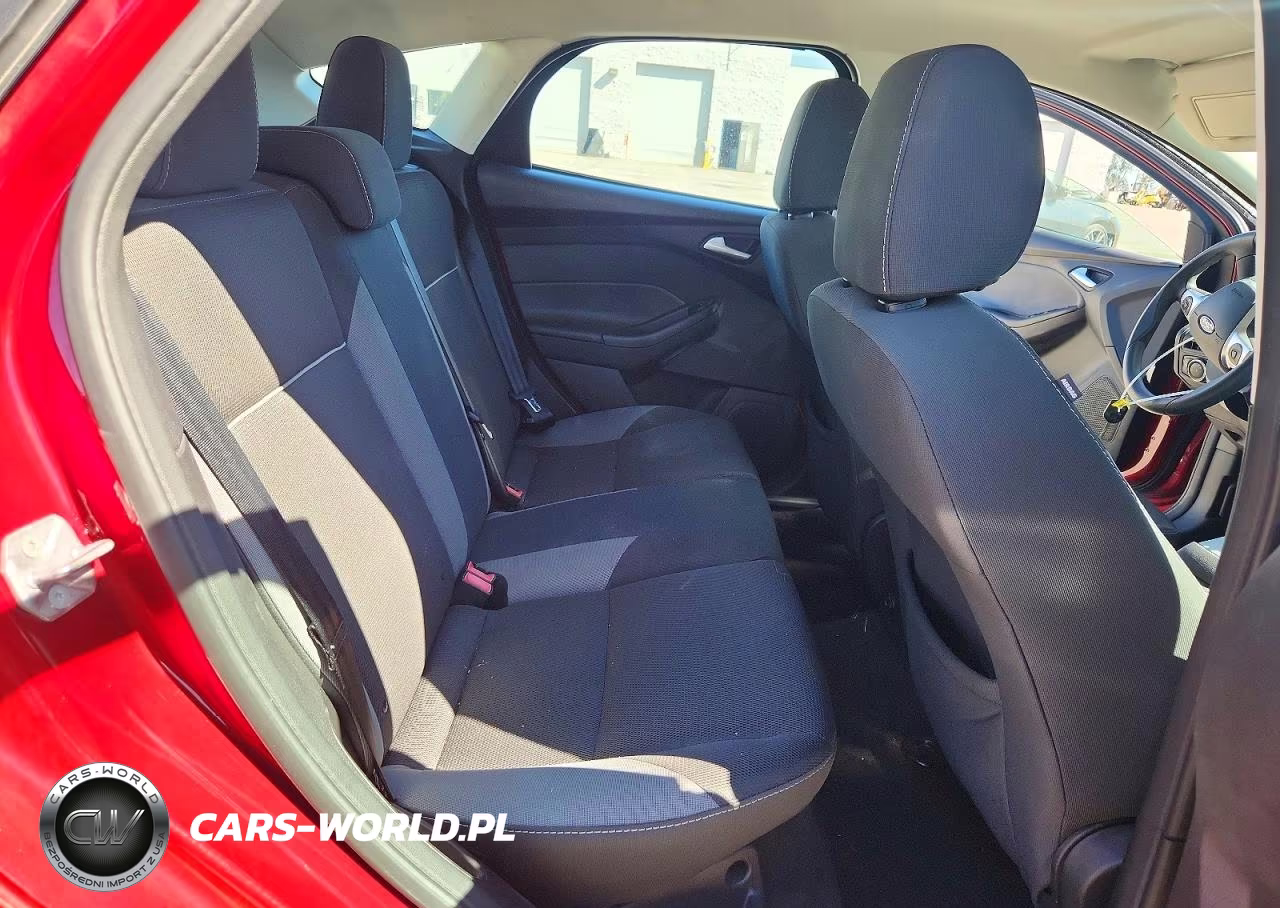 2014 Ford Focus Se VIN:1FADP3K25EL185476 - 10