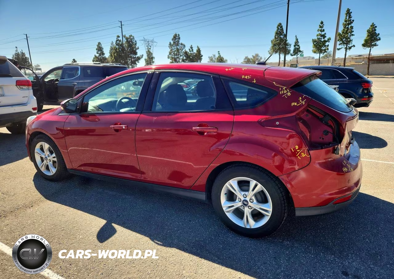 2014 Ford Focus Se VIN:1FADP3K25EL185476 - 2