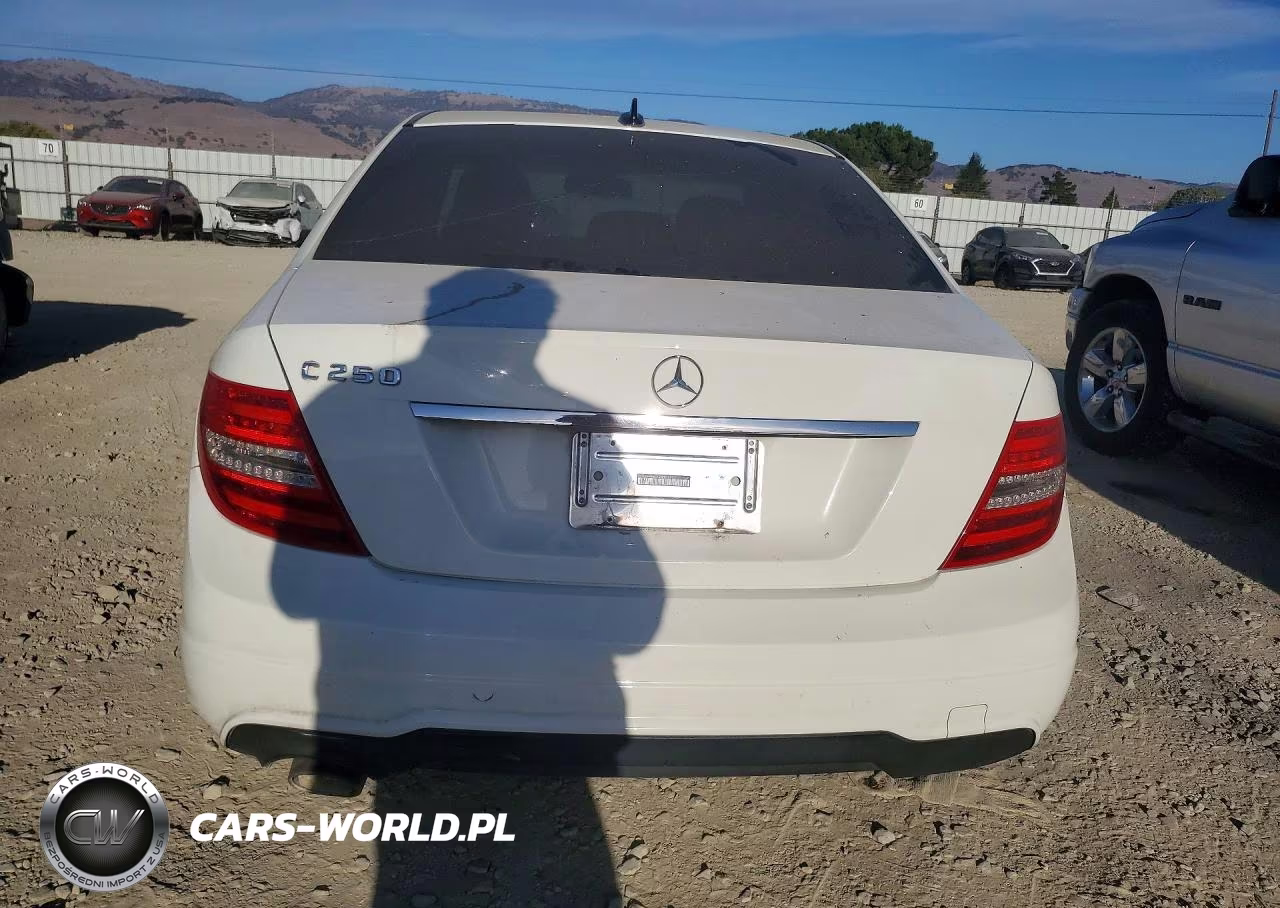2012 Mercedes-Benz C 250 VIN:WDDGF4HB2CA641097 - 6