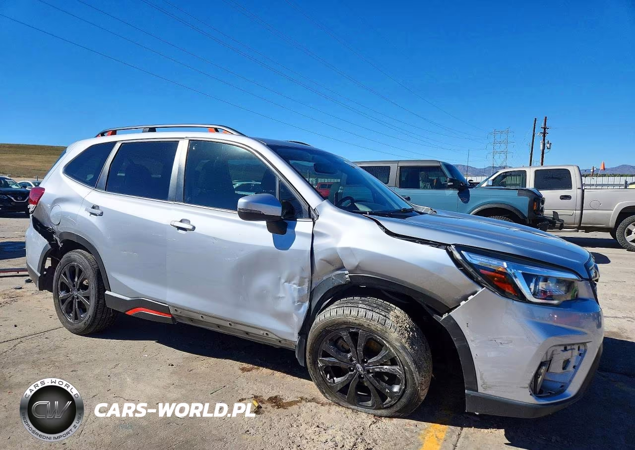 2020 Subaru Forester Sport VIN:JF2SKAMC8LH507376 - 4