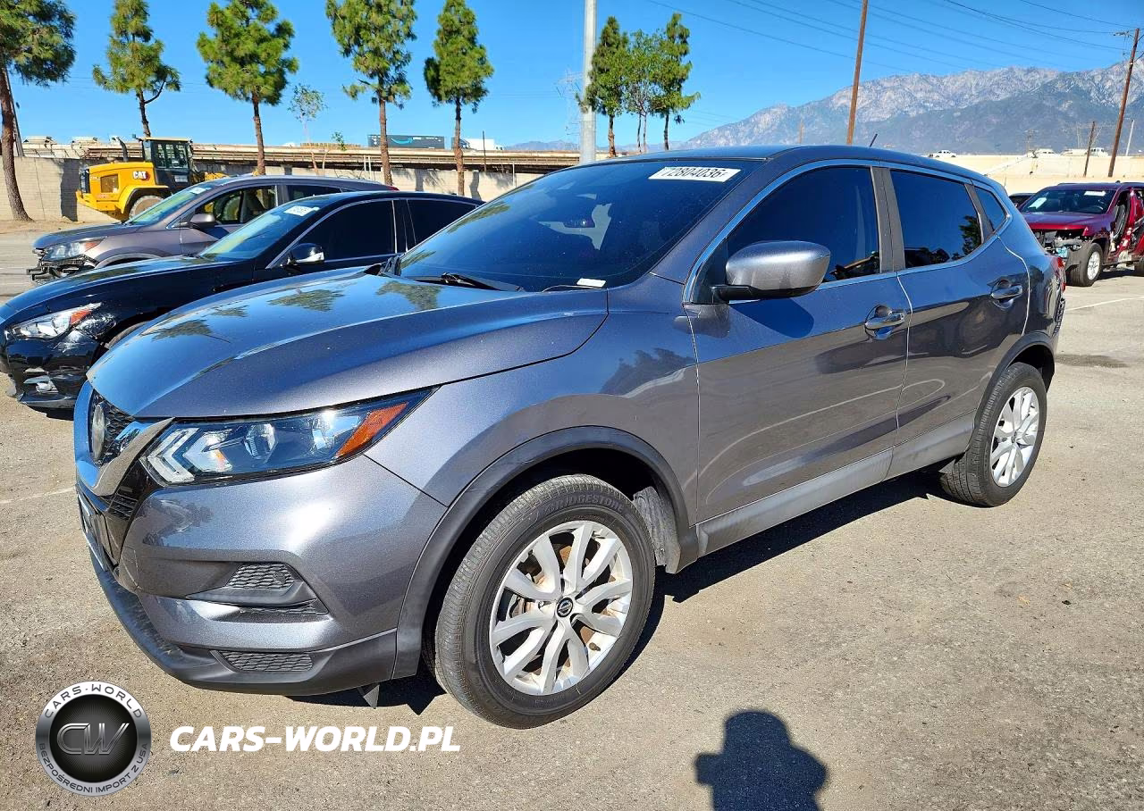 2020 Nissan Rogue Sport S
