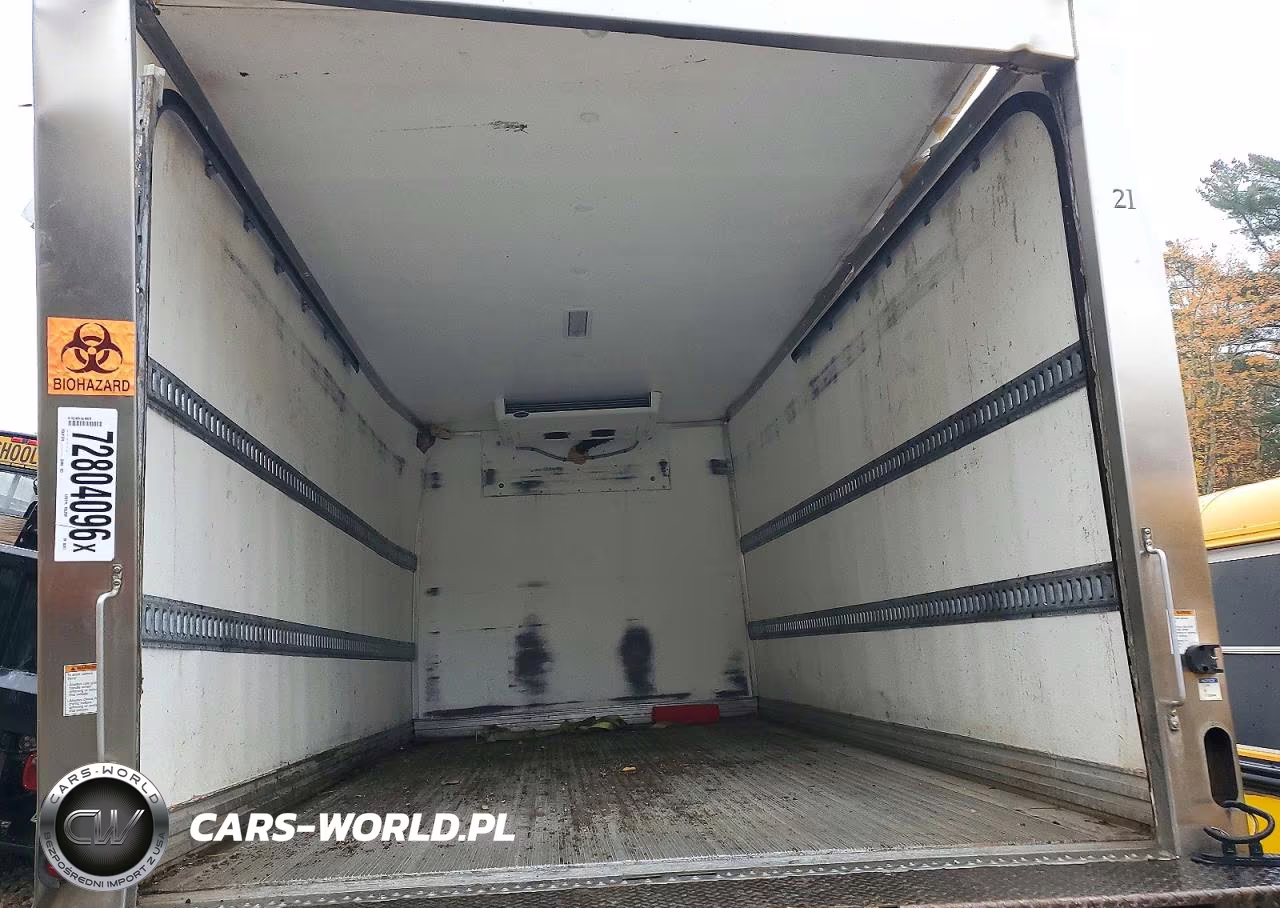 2018 Isuzu Npr Hd Refrigerated Box Truck VIN:54DC4W1BXJS803873 - 10