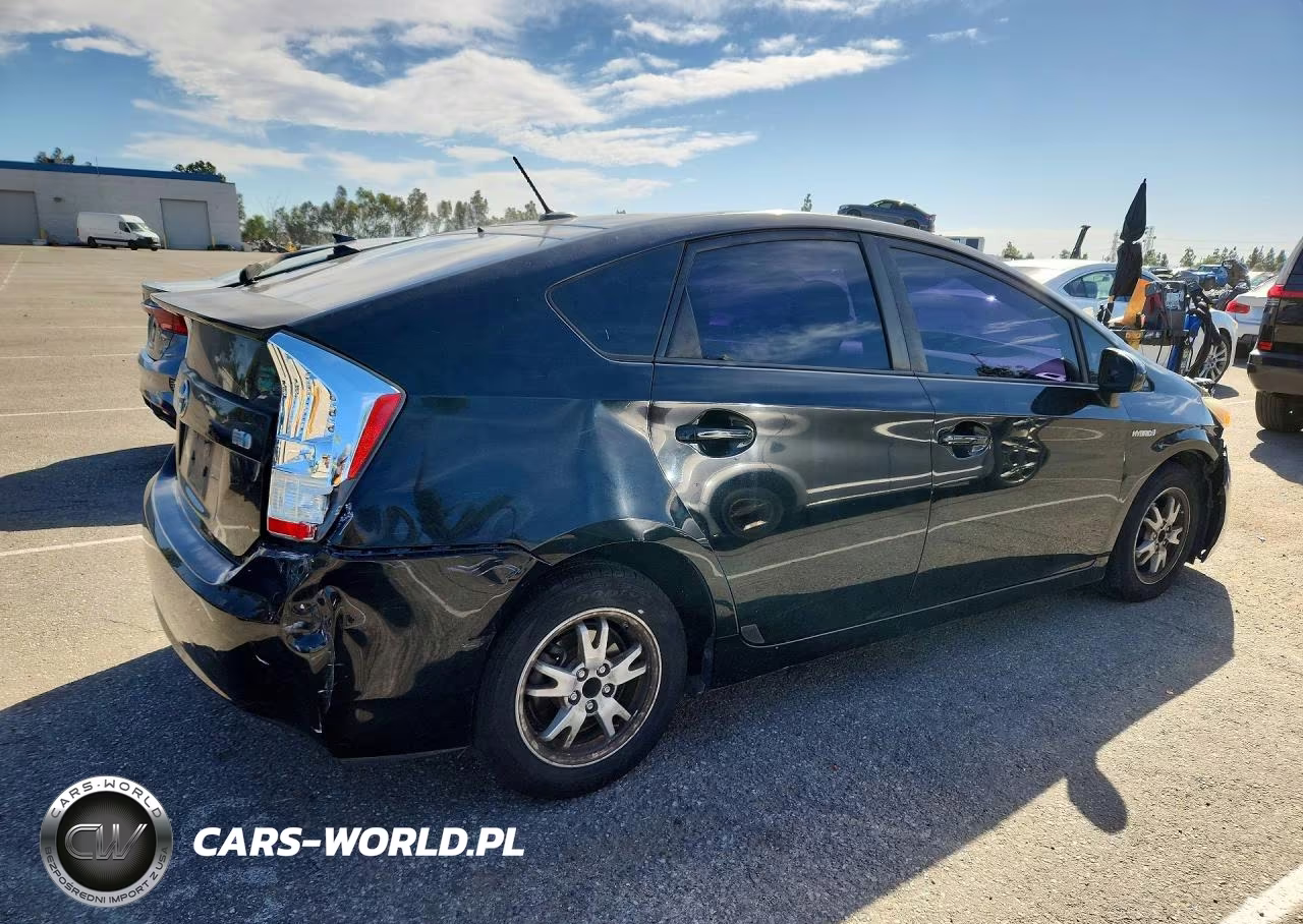 2011 Toyota Prius Two VIN:JTDKN3DU0B0251323 - 3