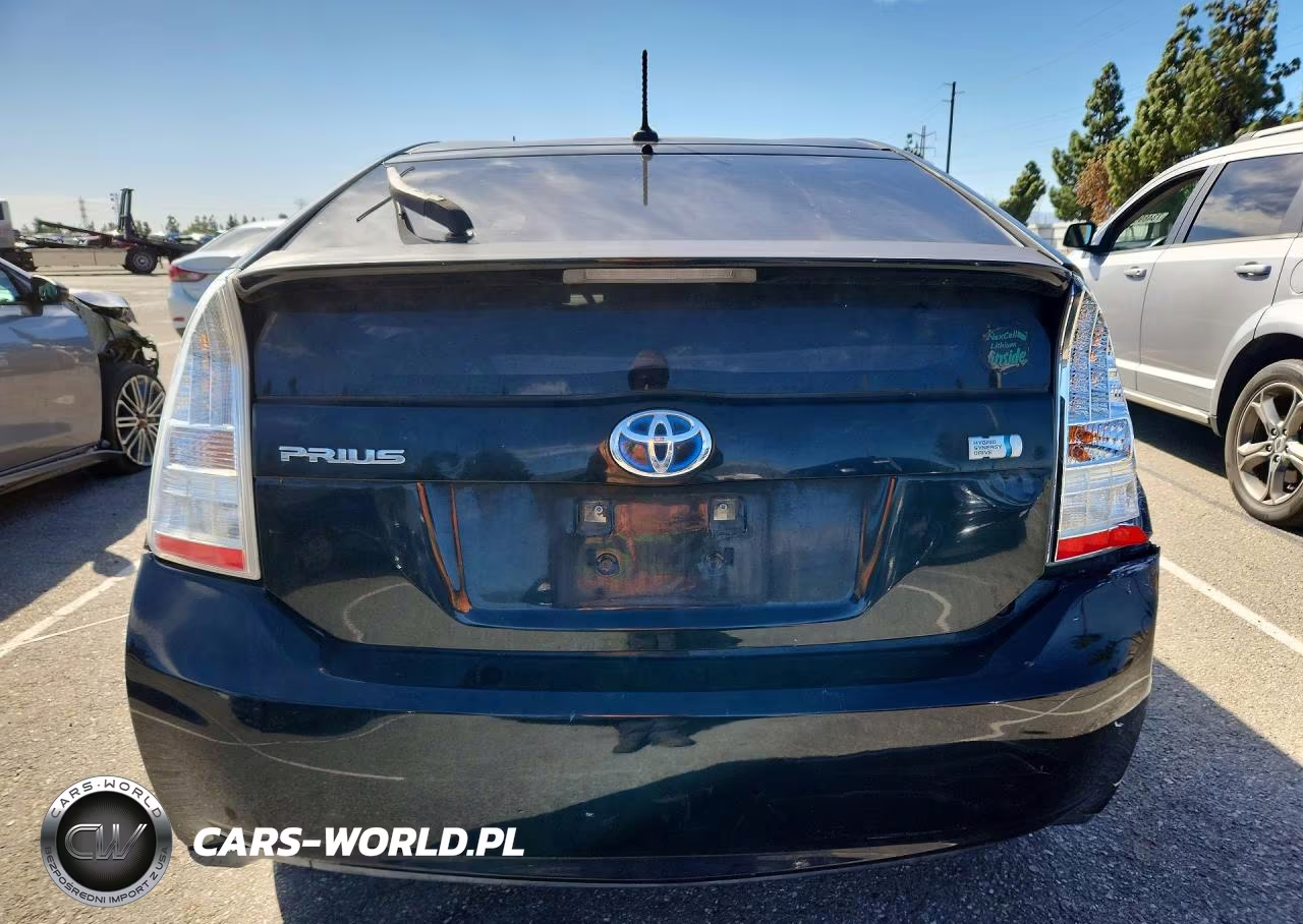 2011 Toyota Prius Two VIN:JTDKN3DU0B0251323 - 6