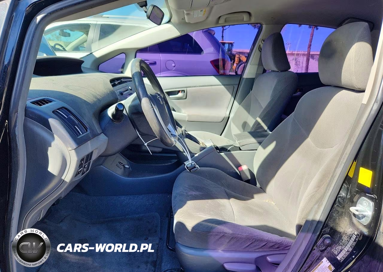 2011 Toyota Prius Two VIN:JTDKN3DU0B0251323 - 7