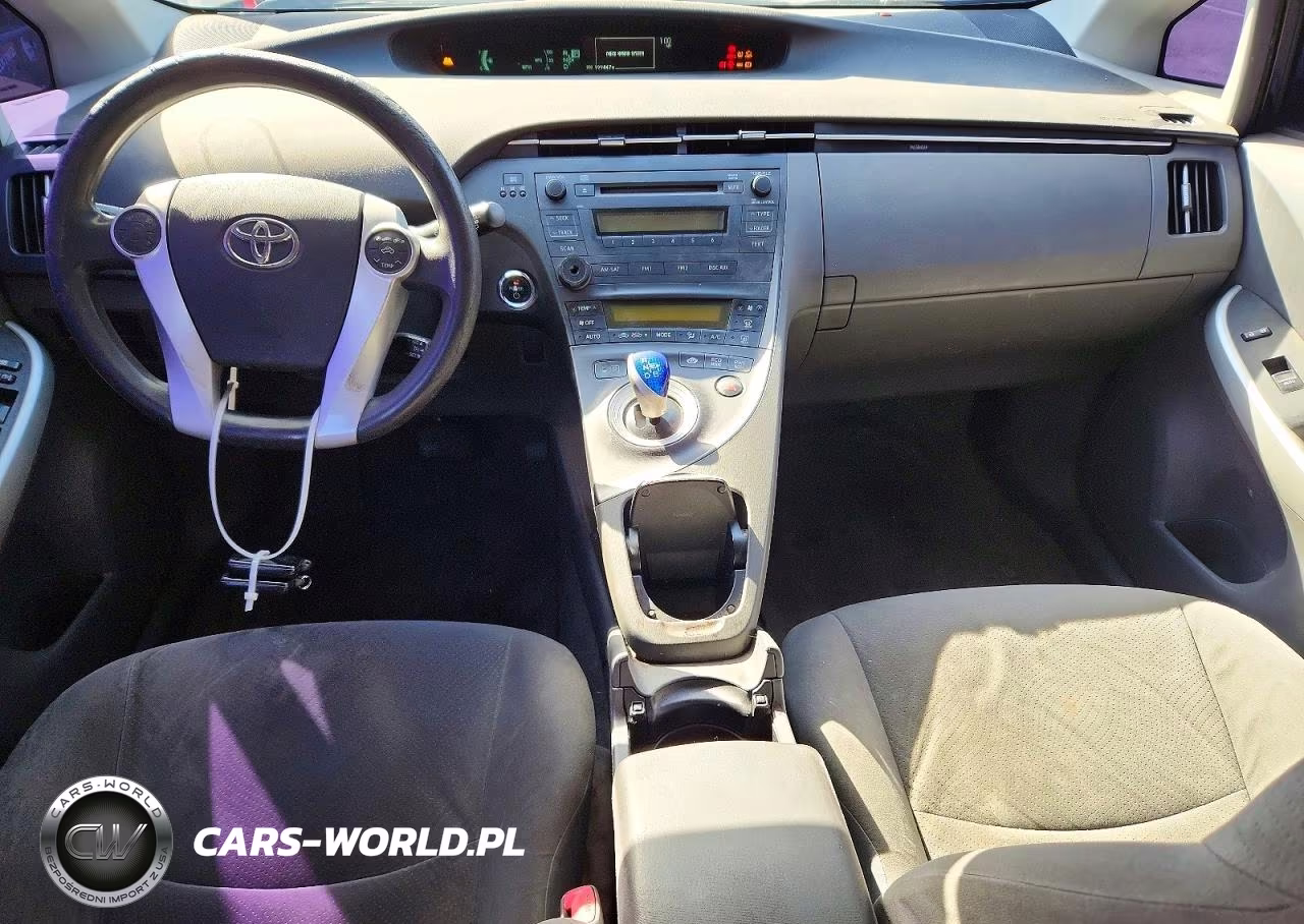 2011 Toyota Prius Two VIN:JTDKN3DU0B0251323 - 8