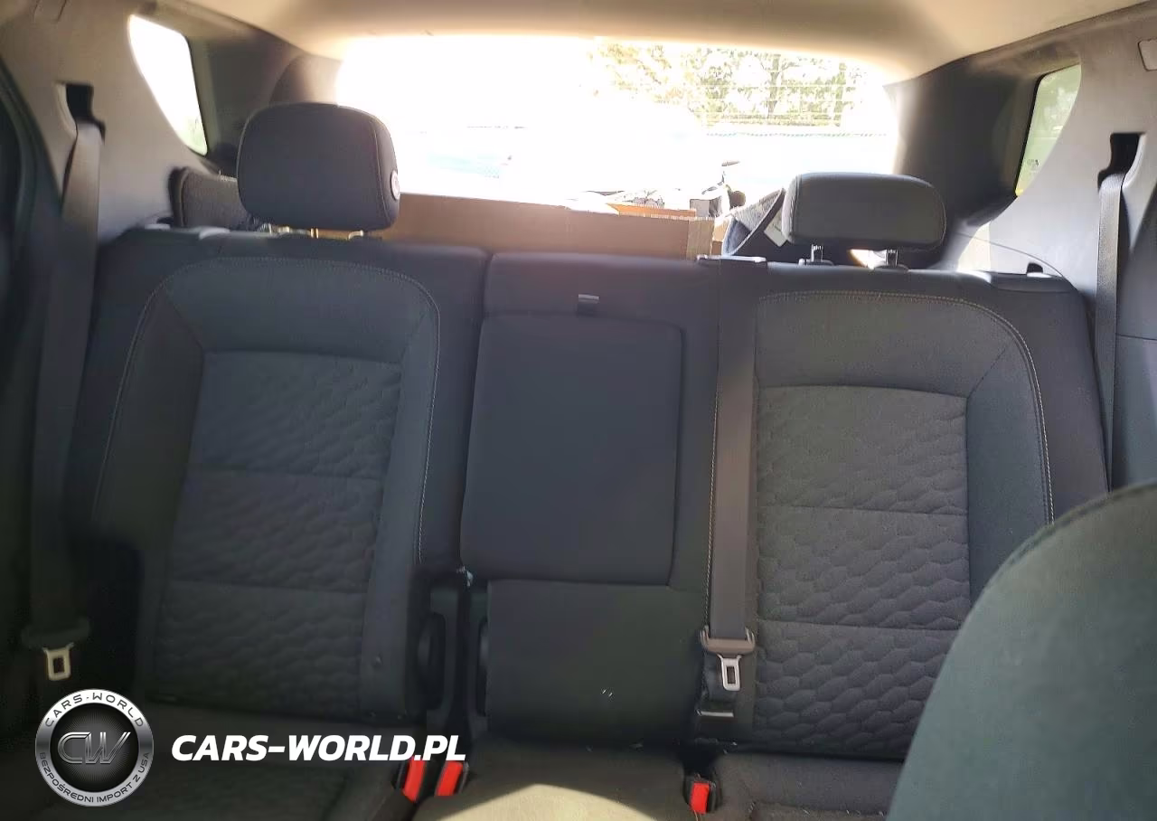 2020 Chevrolet Equinox Lt VIN:2GNAXUEV8L6157743 - 10