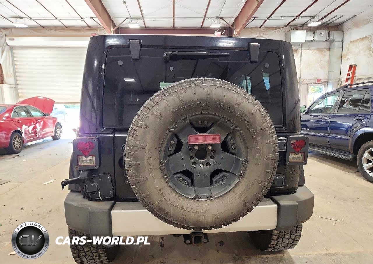 2012 Jeep Wrangler Unlimited Sahara VIN:1C4HJWEG4CL240891 - 6