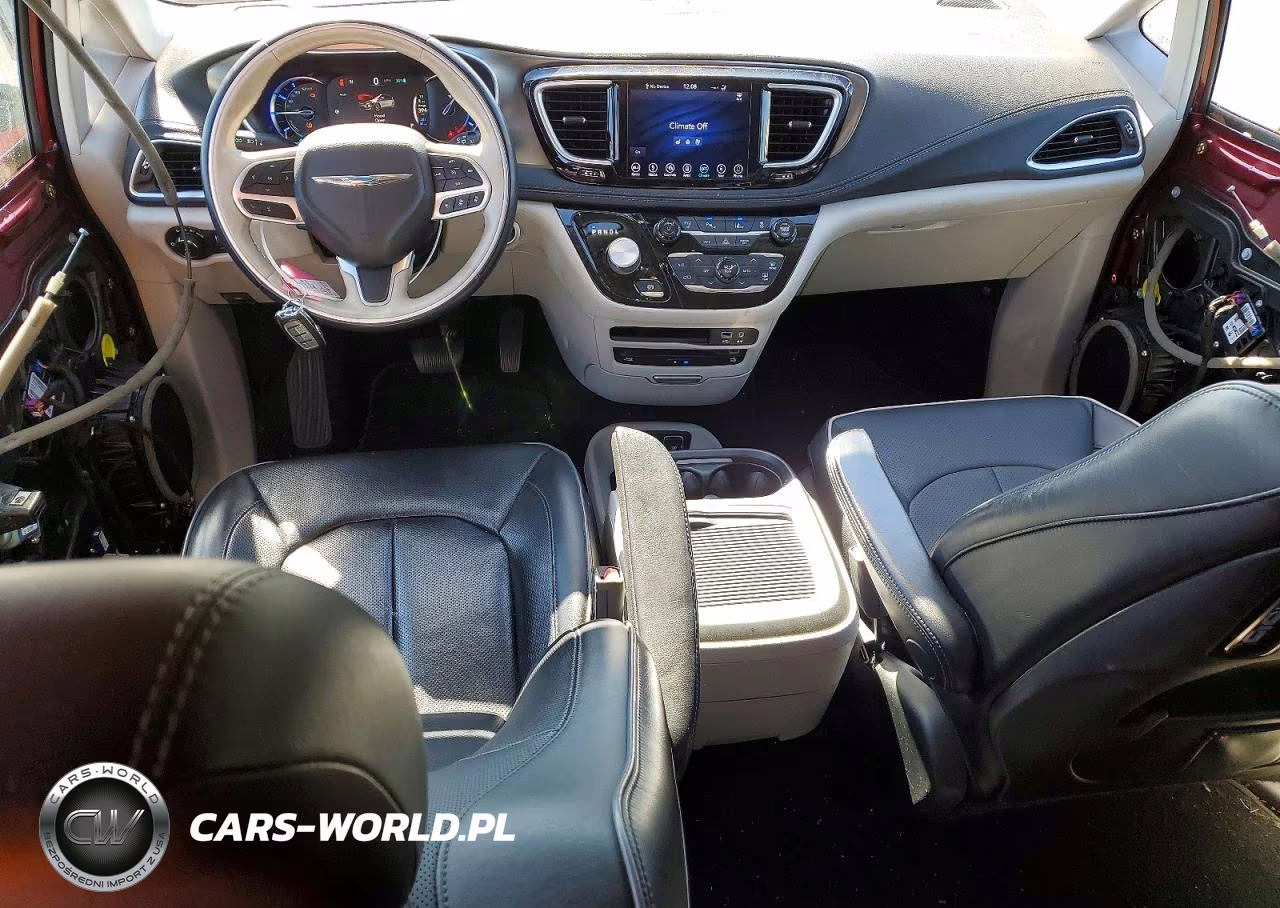 2018 Chrysler Pacifica Hybrid Limited VIN:2C4RC1N71JR230129 - 8