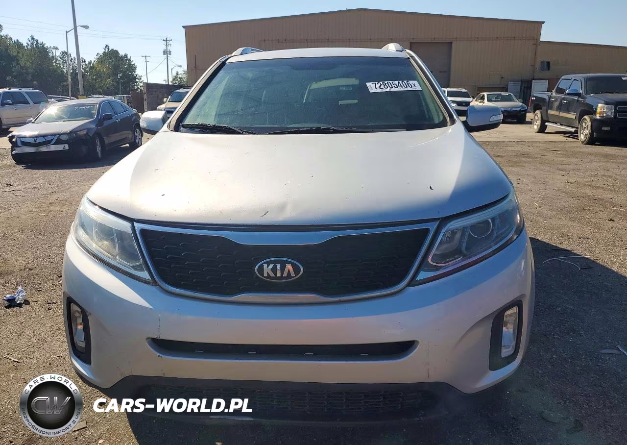 2014 Kia Sorento Lx VIN:5XYKT3A62EG528449 - 5