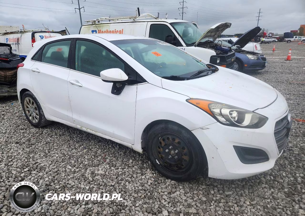 2017 Hyundai Elantra Gt Base VIN:KMHD35LH9HU370144 - 4