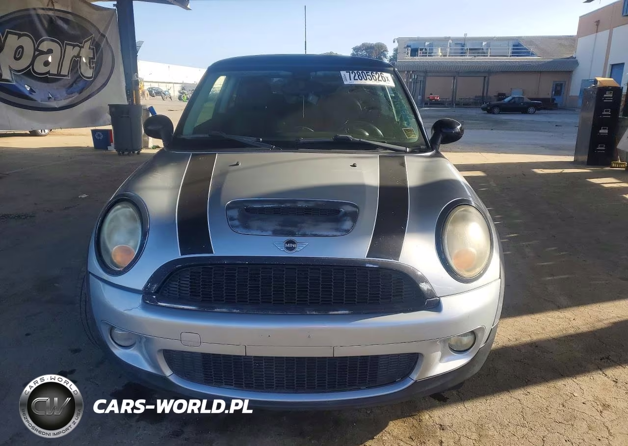 2009 Mini Cooper S VIN:WMWMF73579TX40962 - 5