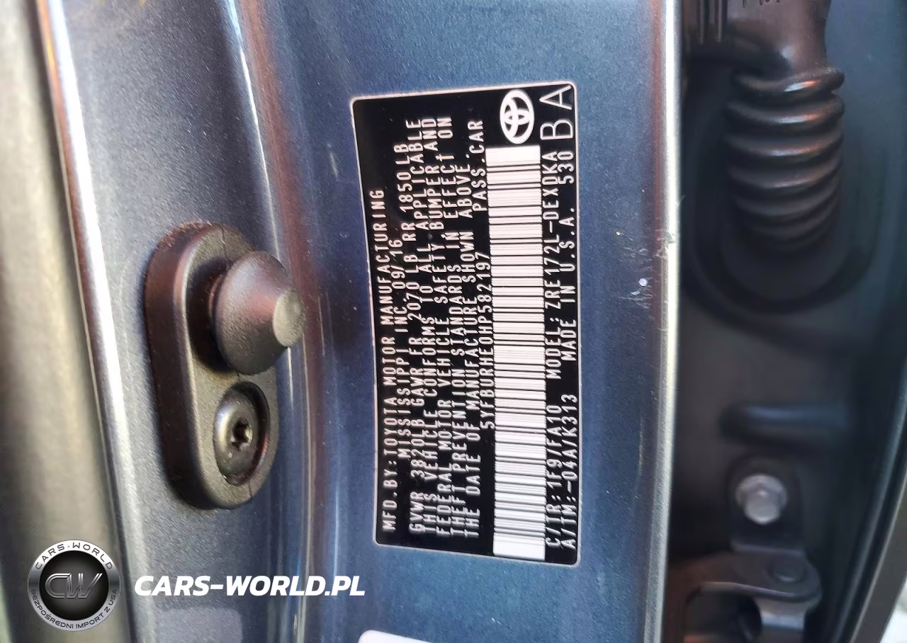 2017 Toyota Corolla L VIN:5YFBURHE0HP582197 - 12