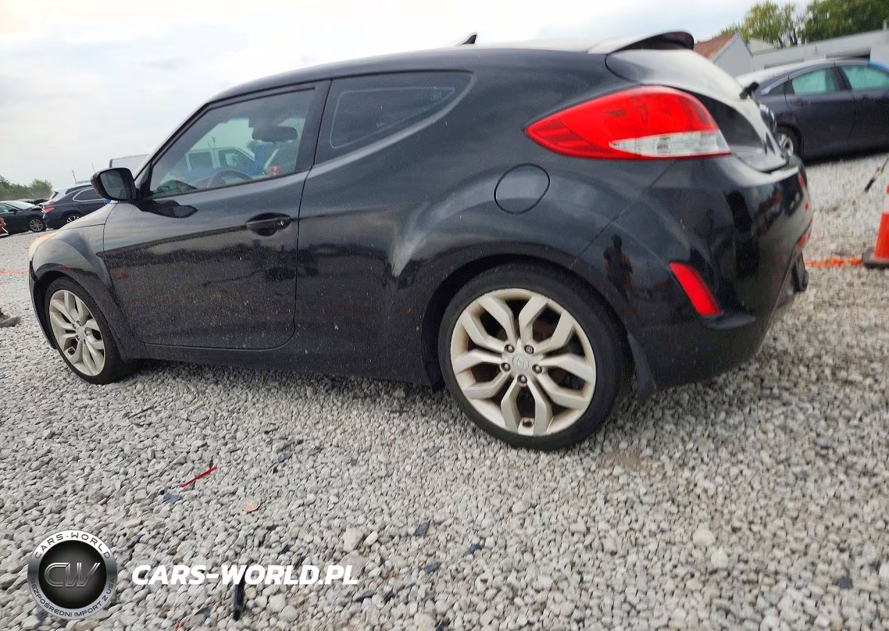 2013 Hyundai Veloster Base VIN:KMHTC6AD7DU175400 - 2