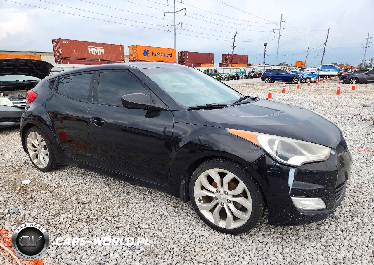 2013 Hyundai Veloster Base VIN:KMHTC6AD7DU175400 - 4