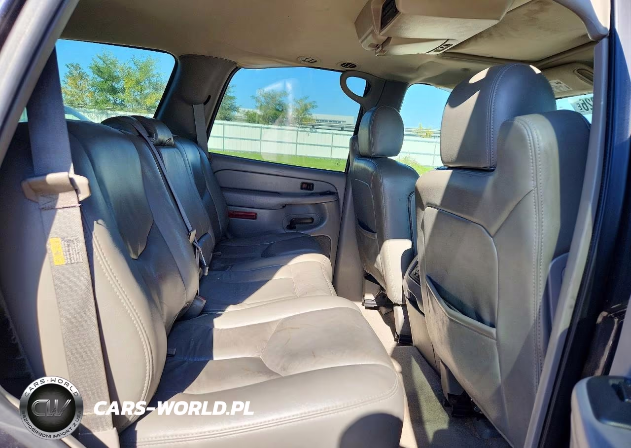 2005 Chevrolet Tahoe VIN:1GNEK13T05J146841 - 11