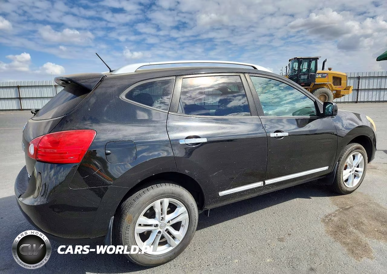 2013 Nissan Rogue S VIN:JN8AS5MV7DW137087 - 3