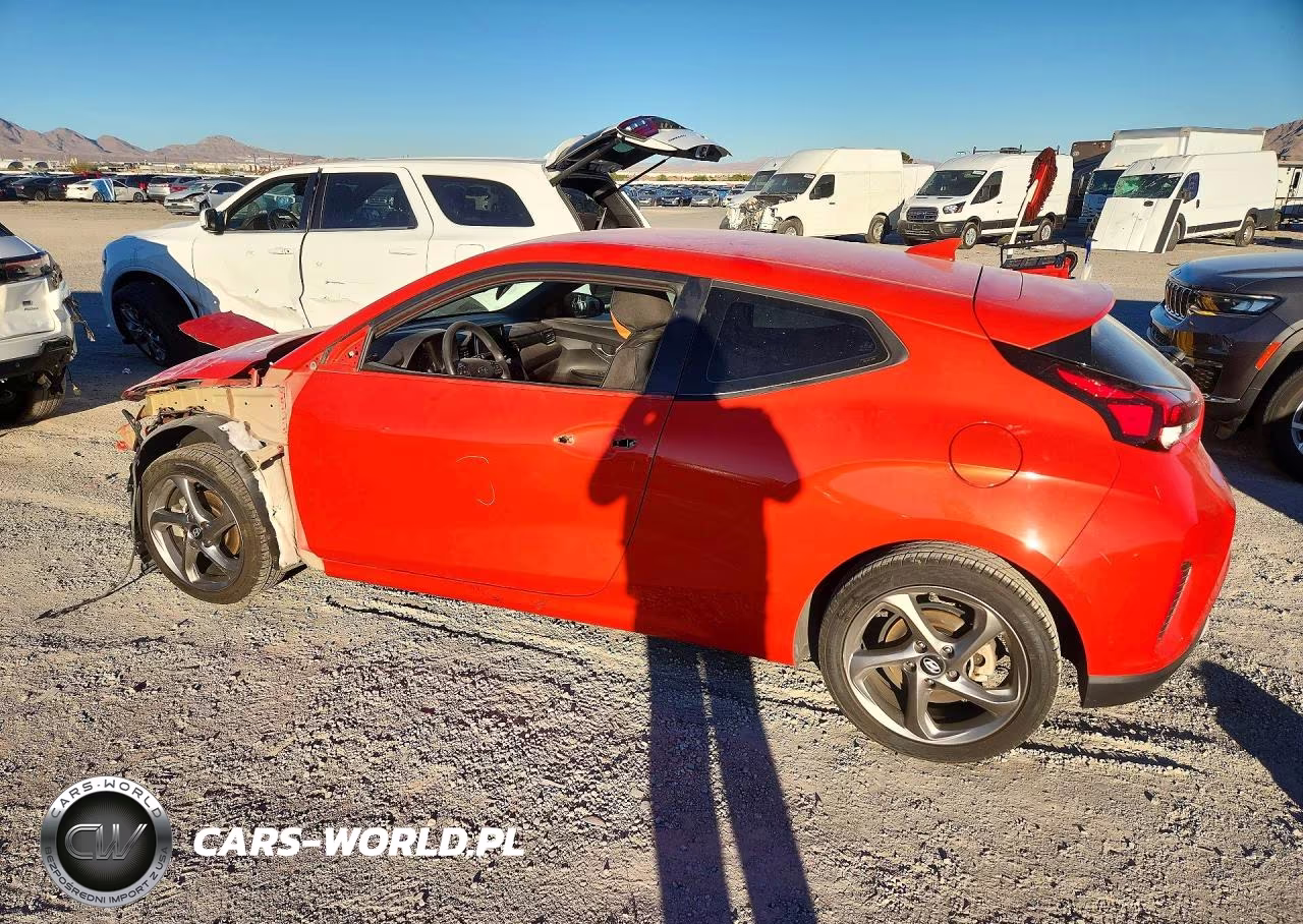 2020 Hyundai Veloster 2.0L VIN:KMHTG6AF3LU027524 - 2
