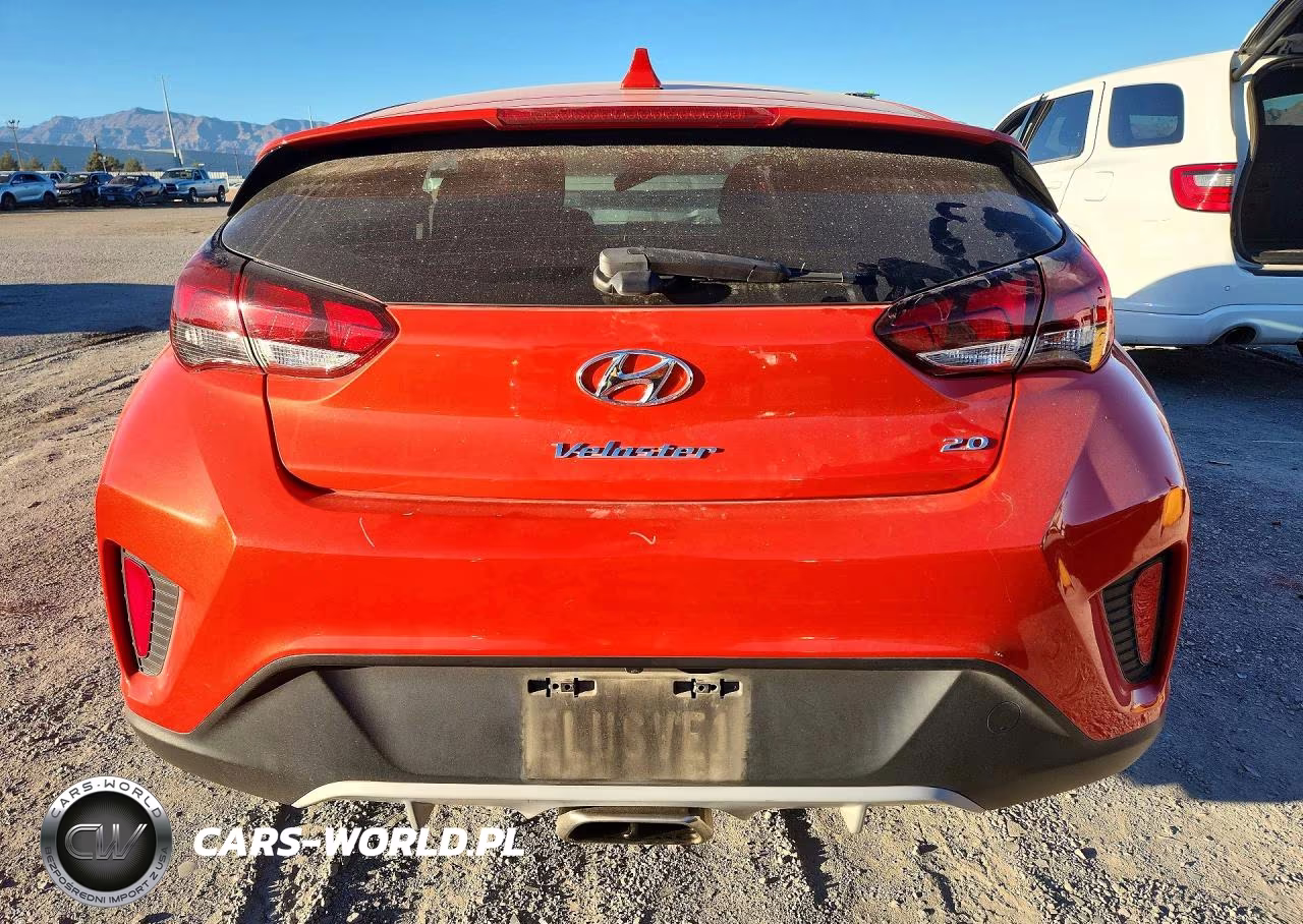 2020 Hyundai Veloster 2.0L VIN:KMHTG6AF3LU027524 - 6