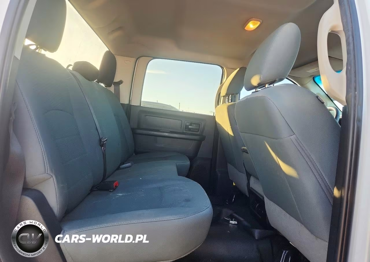 2018 Ram 2500 St VIN:3C6UR5CJXJG155961 - 10