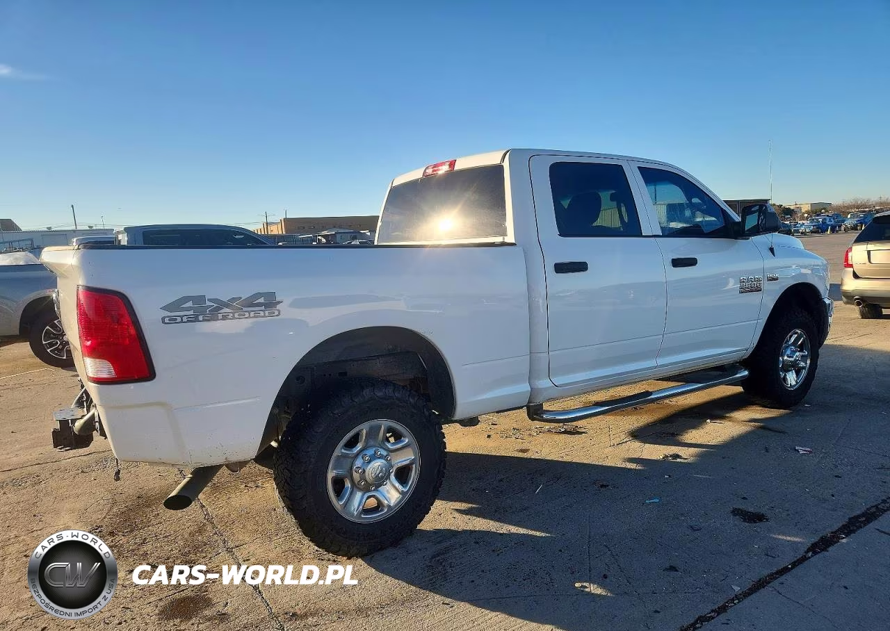 2018 Ram 2500 St VIN:3C6UR5CJXJG155961 - 3