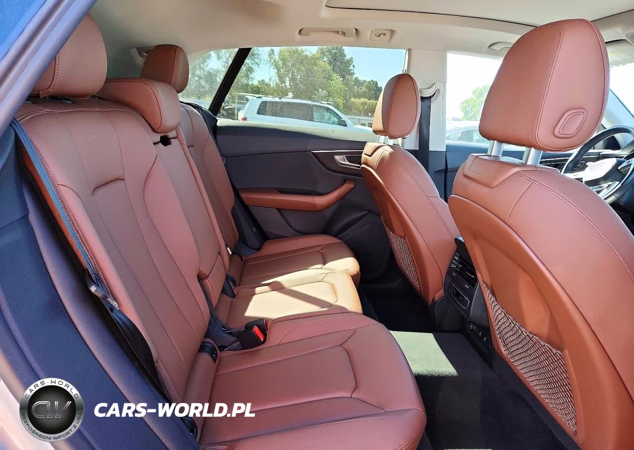 2022 Audi Q8 Premium VIN:WA1AVBF10ND028411 - 11