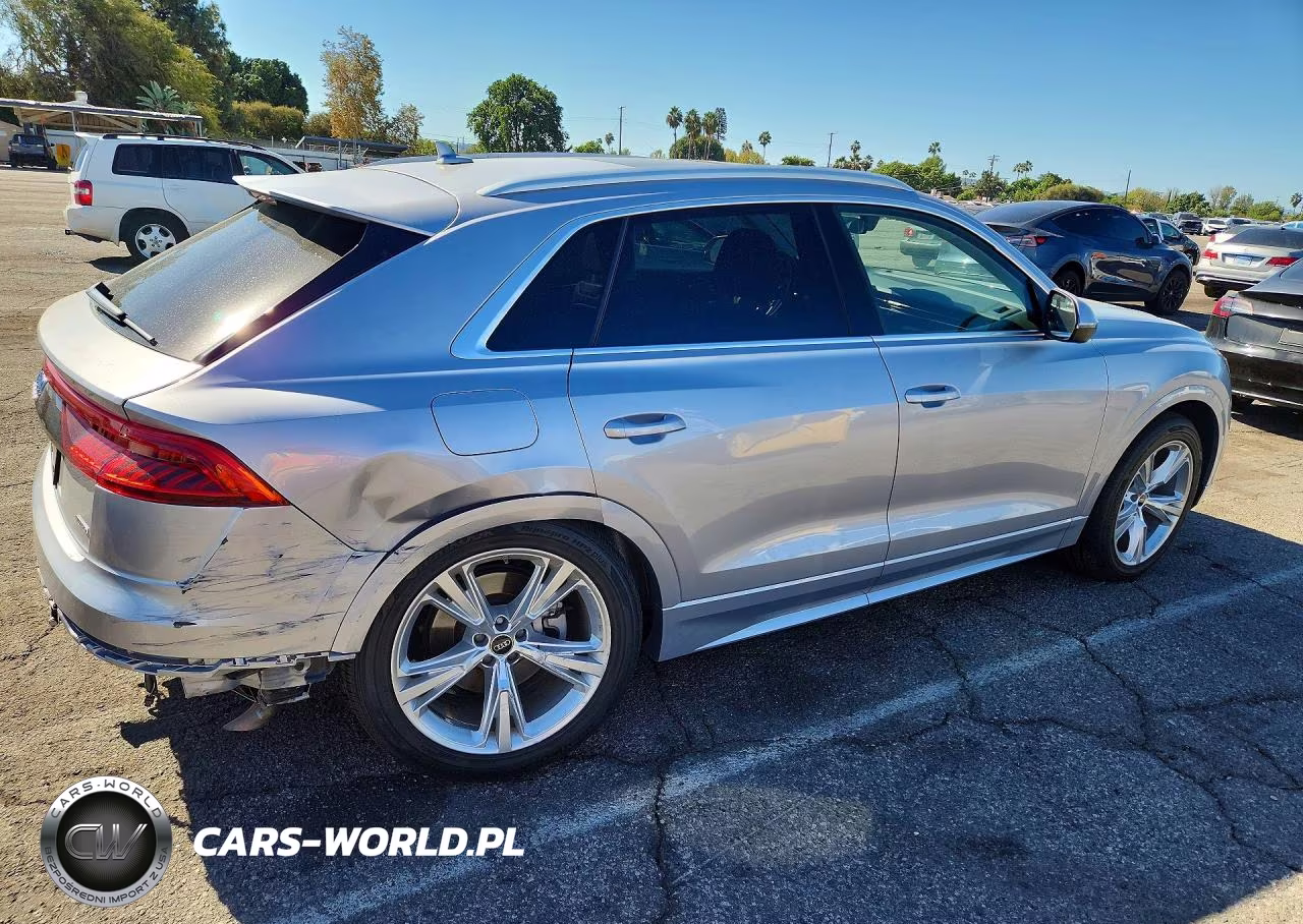 2022 Audi Q8 Premium VIN:WA1AVBF10ND028411 - 3