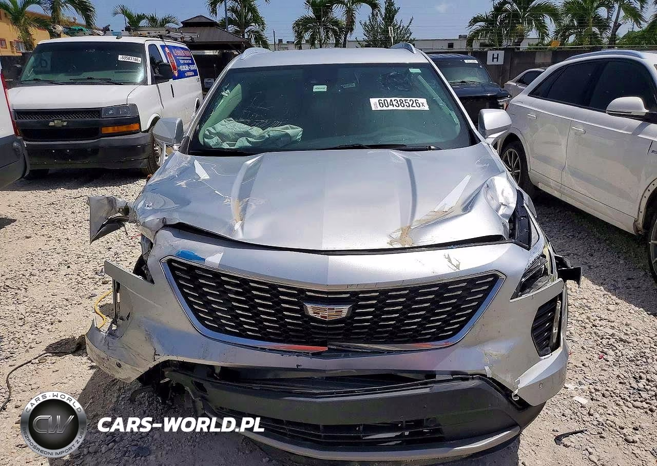 2020 Cadillac Xt4 Premium Luxury VIN:1GYFZCR47LF057069 - 5