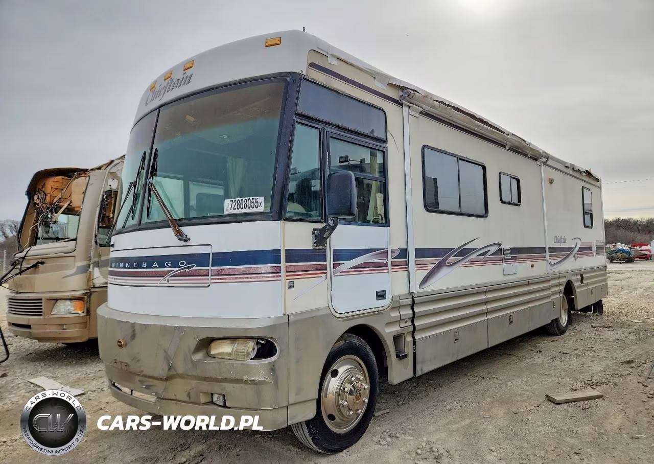 1999 Winnebago Cheiftain Recreational Vehicle VIN:4UZHXFBC7XCB57699 - 2