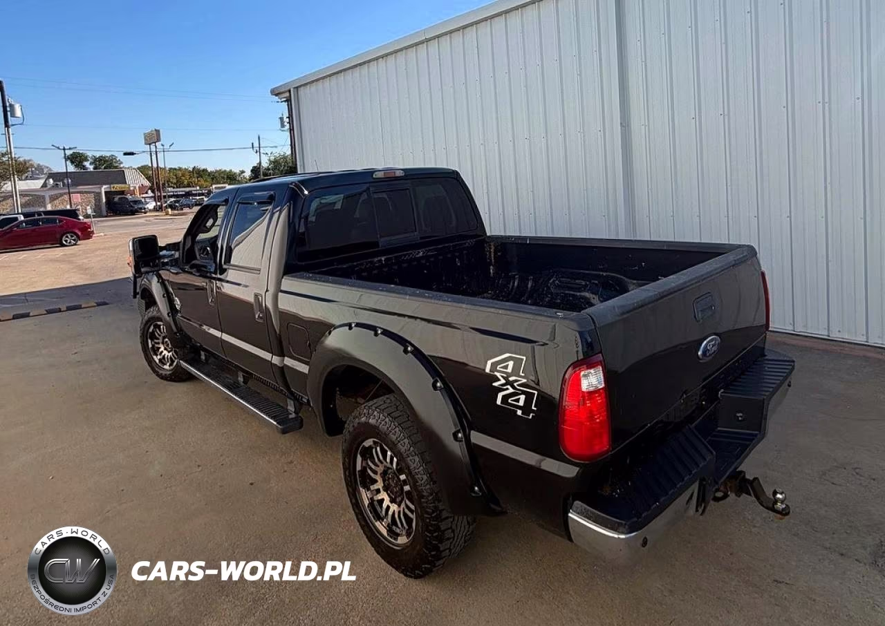 2012 Ford F250 Super Duty VIN:1FT7W2BT2CEA21939 - 3