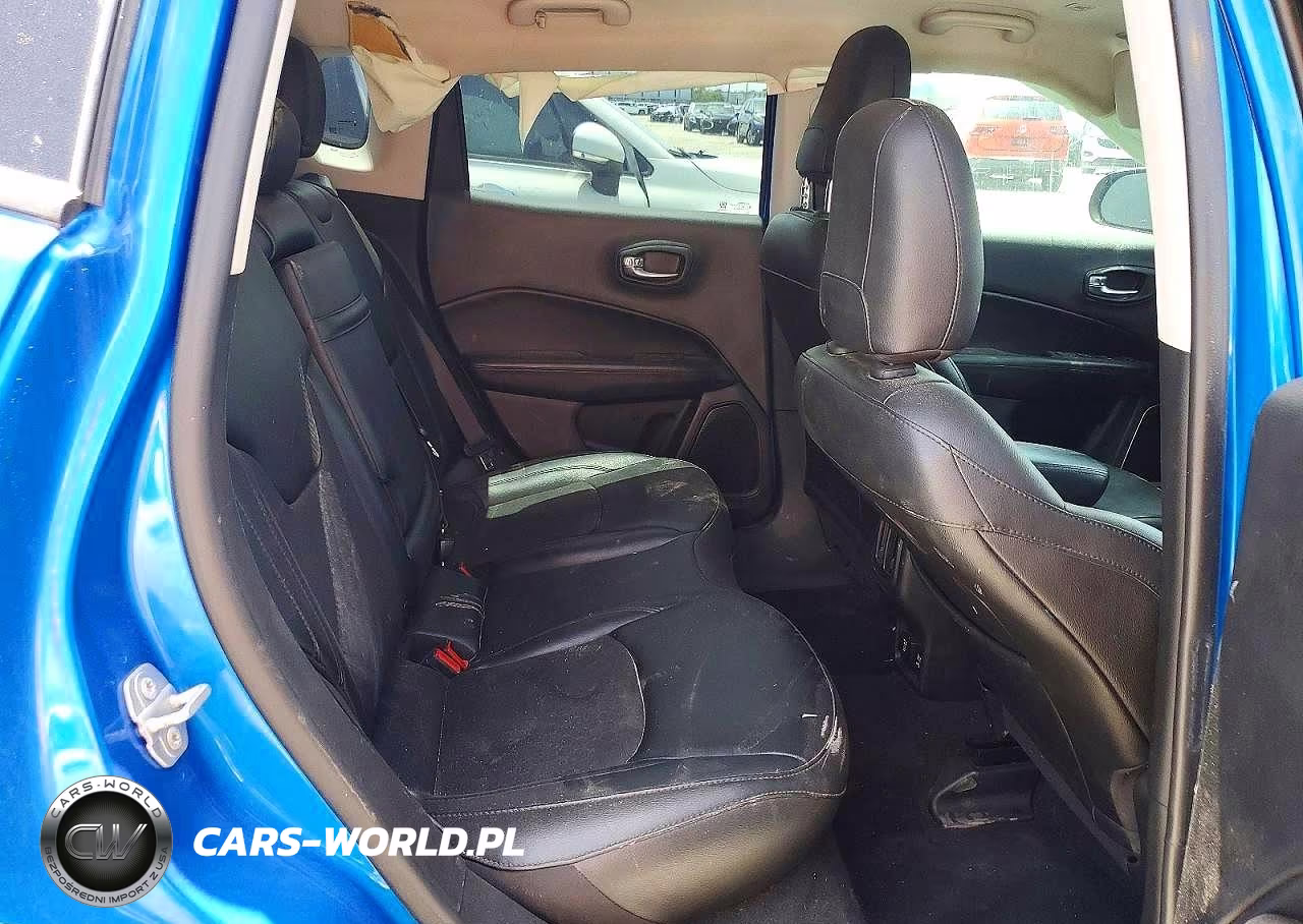 2019 Jeep Compass Latitude VIN:3C4NJCBB4KT676847 - 10