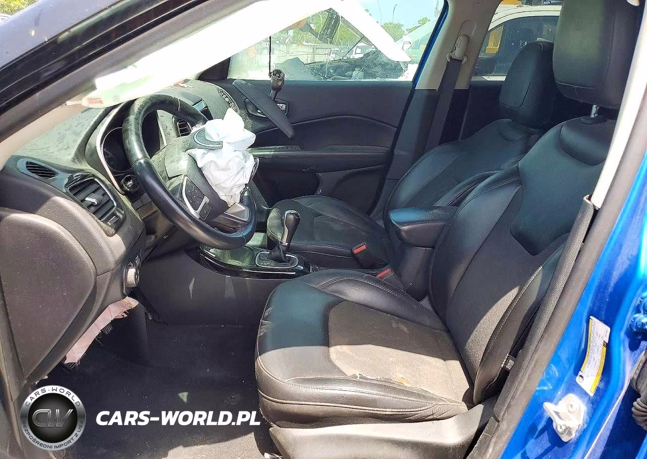 2019 Jeep Compass Latitude VIN:3C4NJCBB4KT676847 - 7