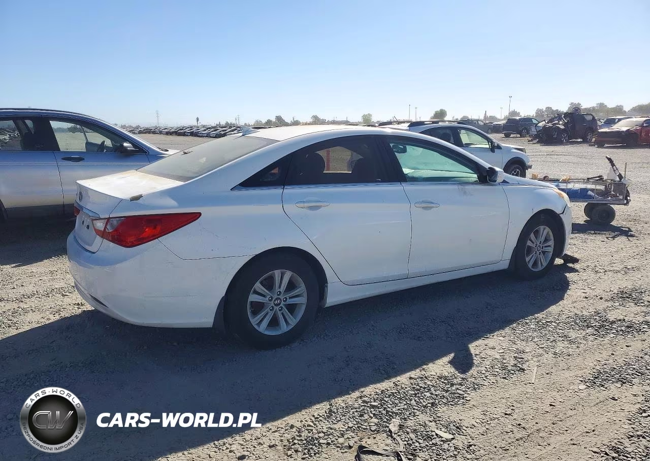 2013 Hyundai Sonata Gls VIN:5NPEB4AC9DH734712 - 3