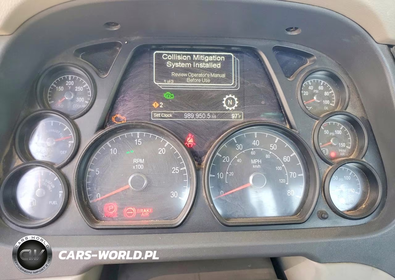 2018 Peterbilt 579 Semi Truck VIN:1XPBA48X1JD478032 - 8