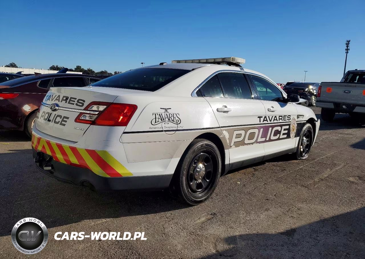 2015 Ford Taurus Police Interceptor VIN:1FAHP2L86FG112125 - 3
