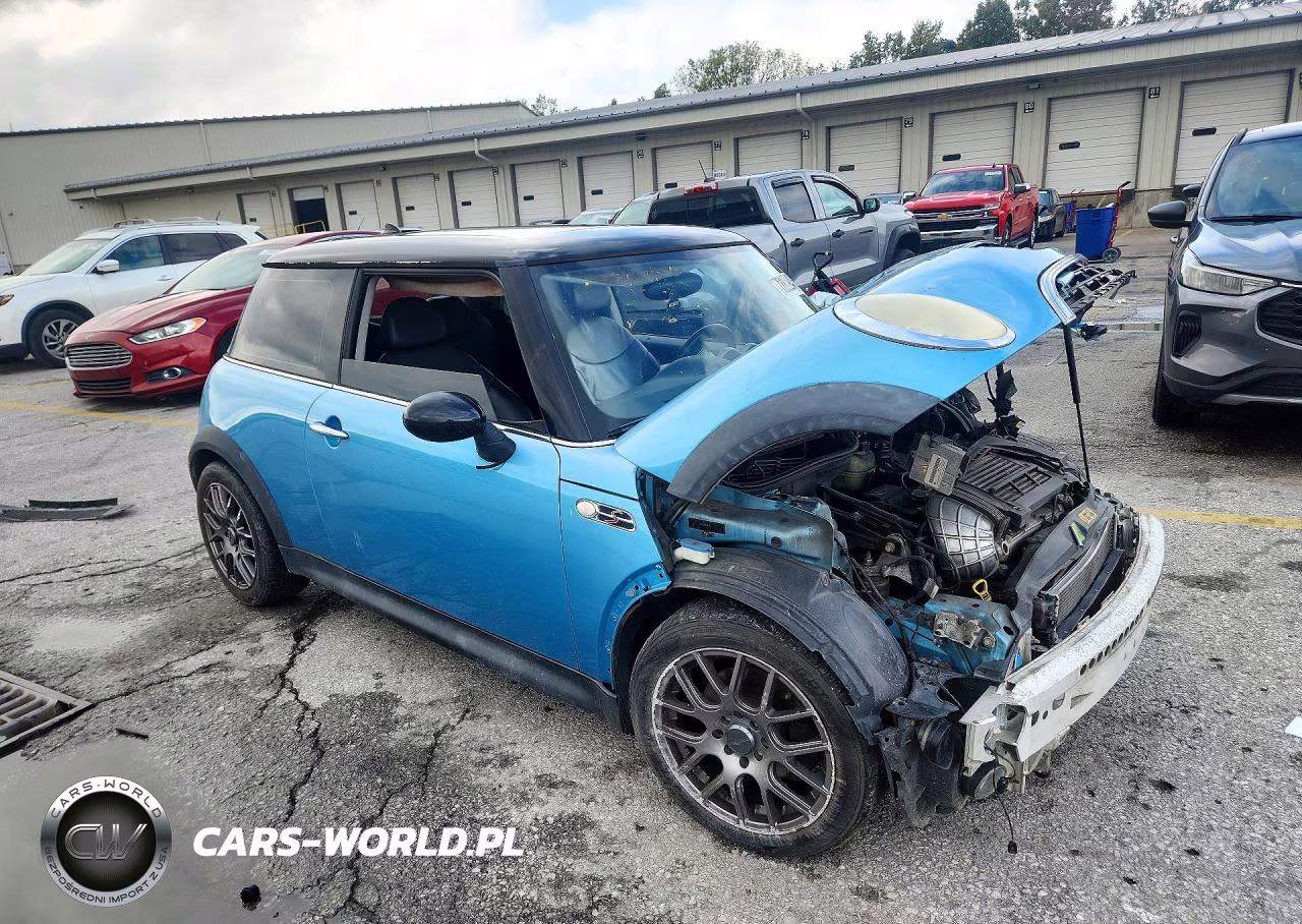 2004 Mini Cooper S VIN:WMWRE33474TD77826 - 4