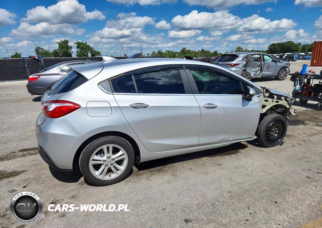 2018 Chevrolet Cruze Lt VIN:3G1BE6SM0JS567762 - 3